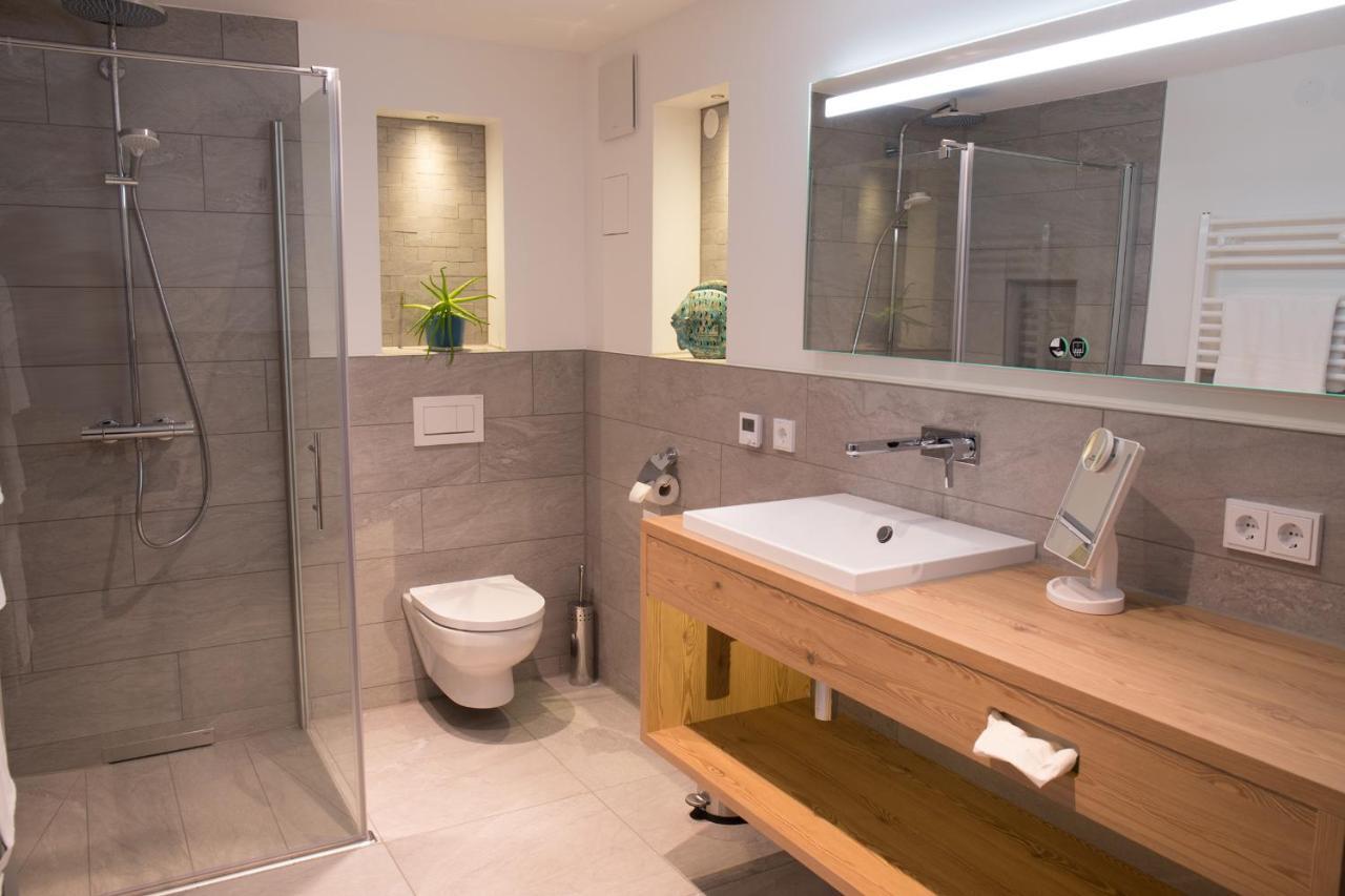 Wenkheimer Hof Ferienwohnung อิปโฮเฟิน ภายนอก รูปภาพ