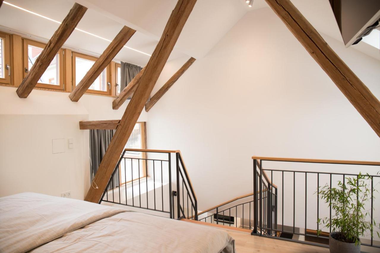 Wenkheimer Hof Ferienwohnung อิปโฮเฟิน ภายนอก รูปภาพ