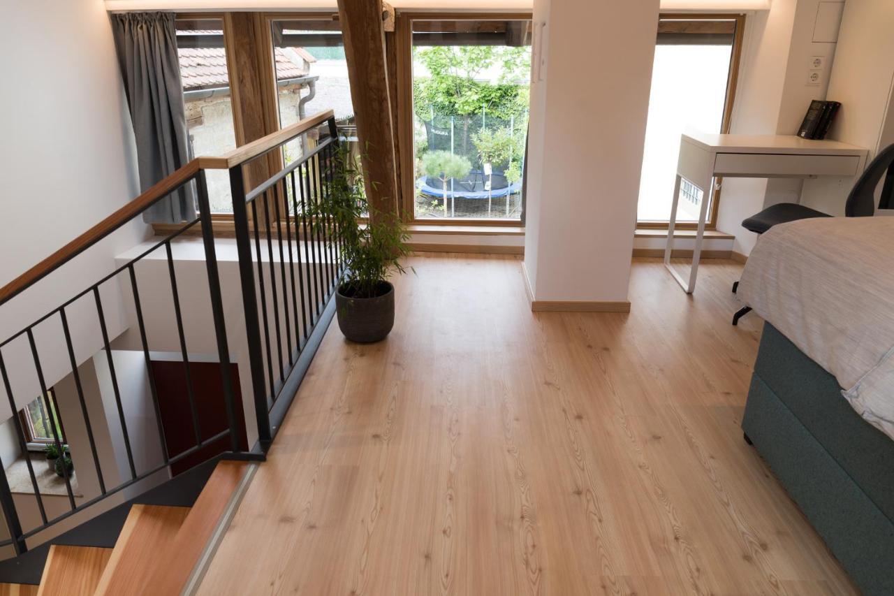 Wenkheimer Hof Ferienwohnung อิปโฮเฟิน ภายนอก รูปภาพ